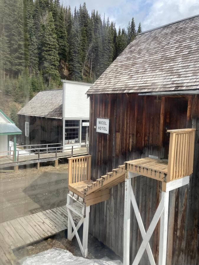 St. George Hotel Barkerville ภายนอก รูปภาพ