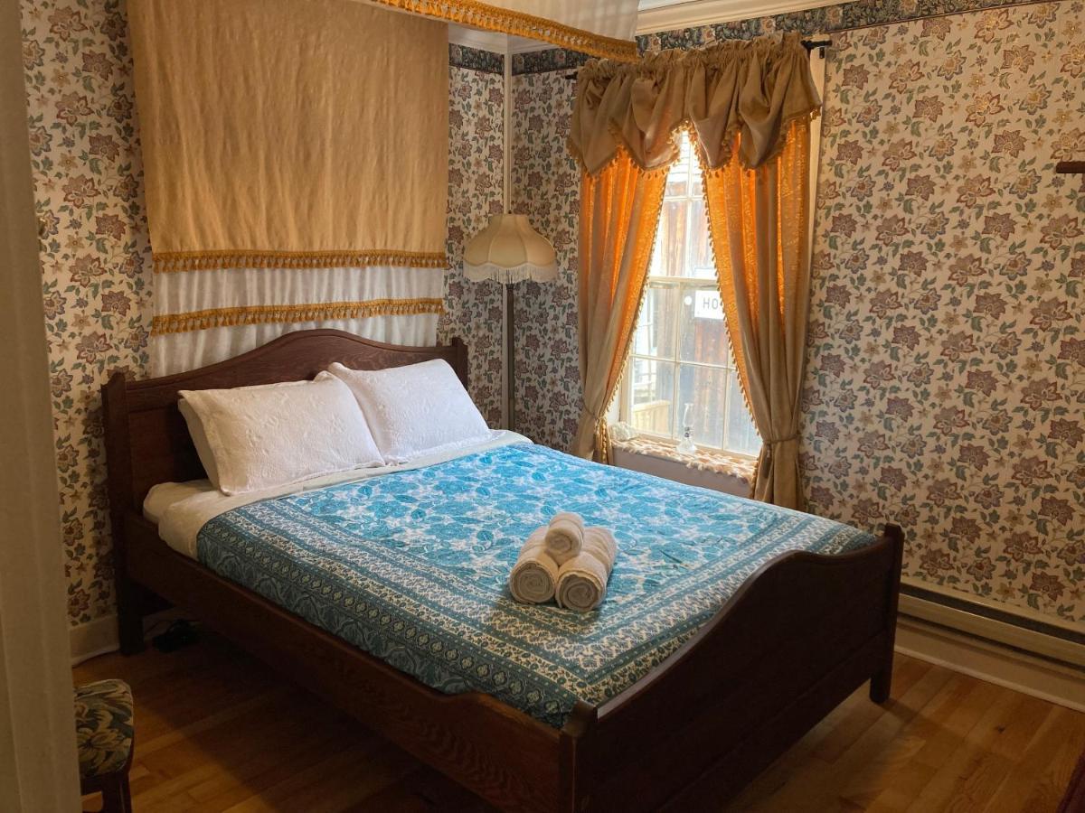 St. George Hotel Barkerville ภายนอก รูปภาพ
