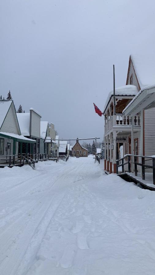 St. George Hotel Barkerville ภายนอก รูปภาพ