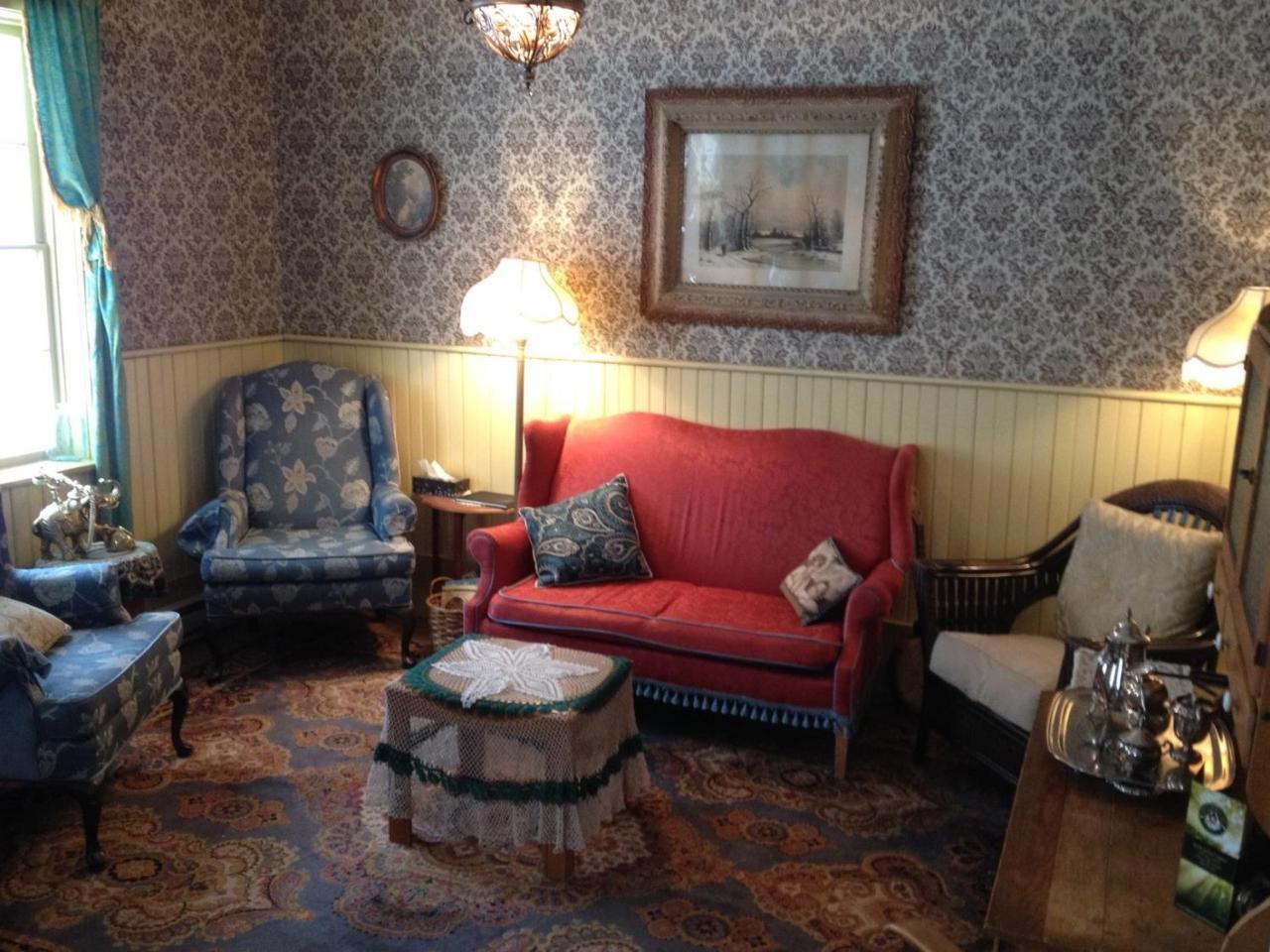 St. George Hotel Barkerville ภายนอก รูปภาพ